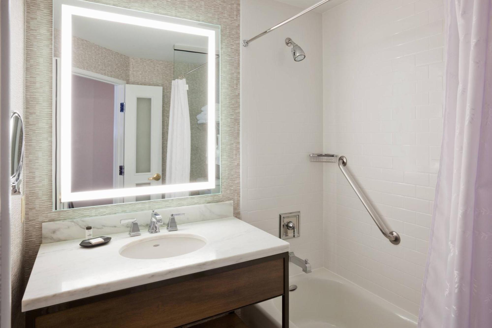 Sheraton St Paul Woodbury Hotel Eksteriør billede